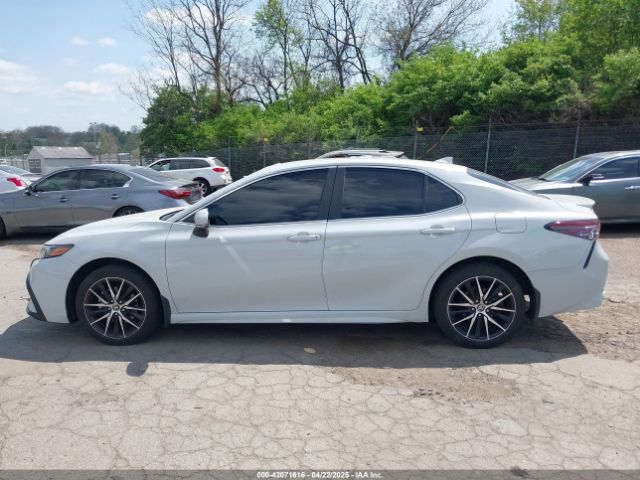 4T1G11BK4NU048290 Toyota Camry Se Awd