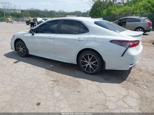 4T1G11BK4NU048290 Toyota Camry Se Awd