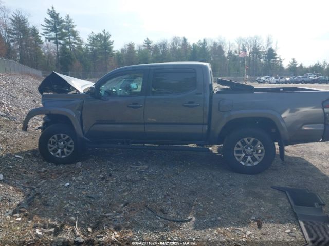 3TMCZ5AN8JM144064 Toyota Tacoma Sr5 V6