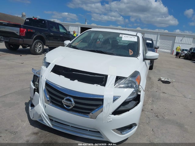 3N1CN7AP8JL875076 Nissan Versa 1.6 Sv