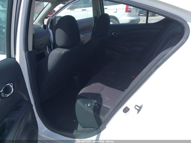 3N1CN7AP8JL875076 Nissan Versa 1.6 Sv