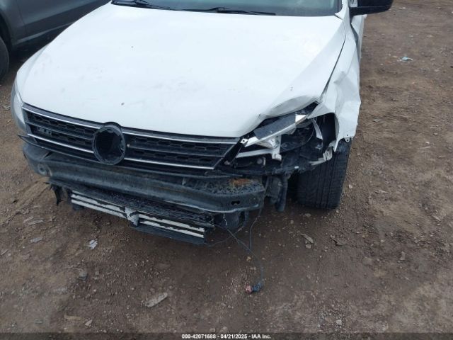 3VWB17AJ4FM238720 Volkswagen Jetta 1.8t Se