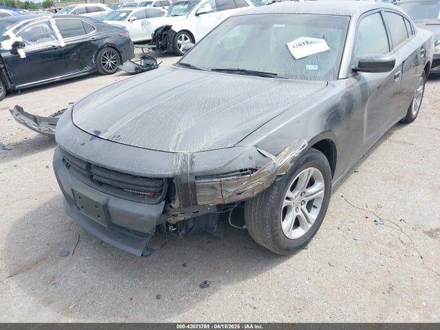 2C3CDXBGXJH180271 Dodge Charger Sxt Rwd