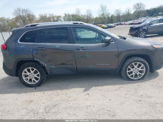 1C4PJLCB4HW643969 Jeep Cherokee Latitude Fwd