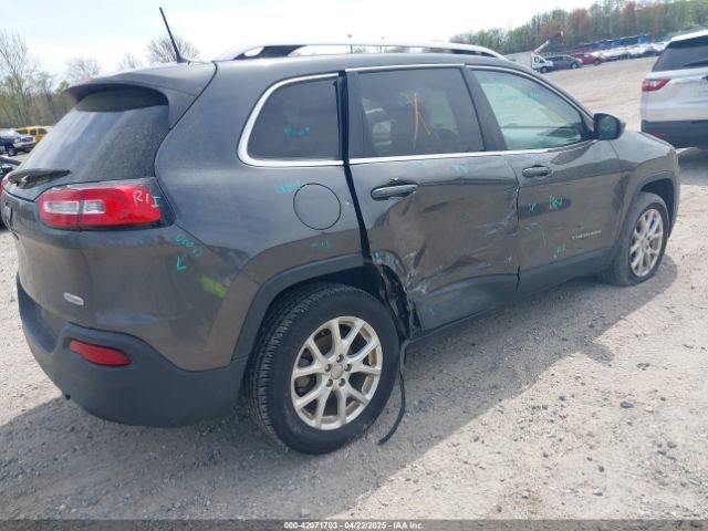 1C4PJLCB4HW643969 Jeep Cherokee Latitude Fwd
