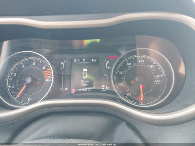 1C4PJLCB4HW643969 Jeep Cherokee Latitude Fwd