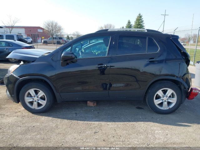 KL7CJPSM8NB565978 Chevrolet Trax Awd Lt