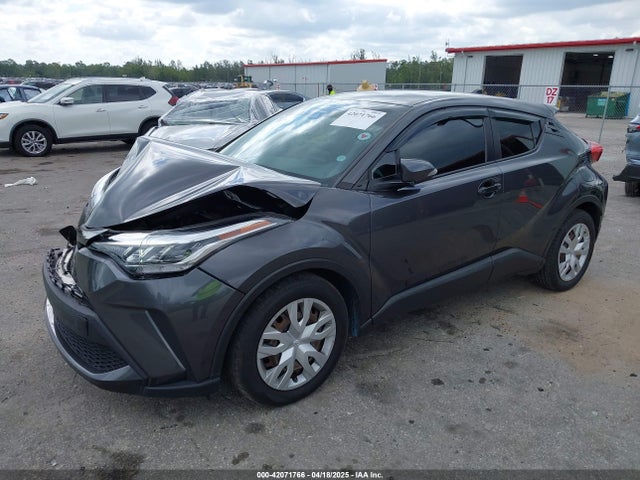 Toyota C-HR LE 2021 NMTKHMBX0MR135693 Image 2