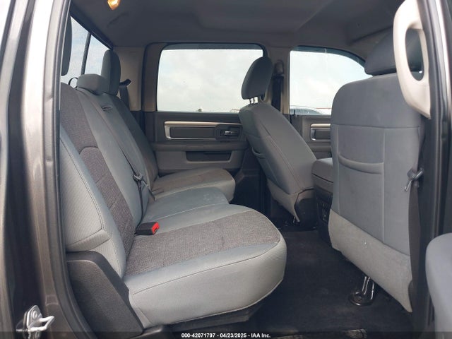 3C6UR5DL9HG561899 RAM 2500 Slt  4x4 6'4 Box