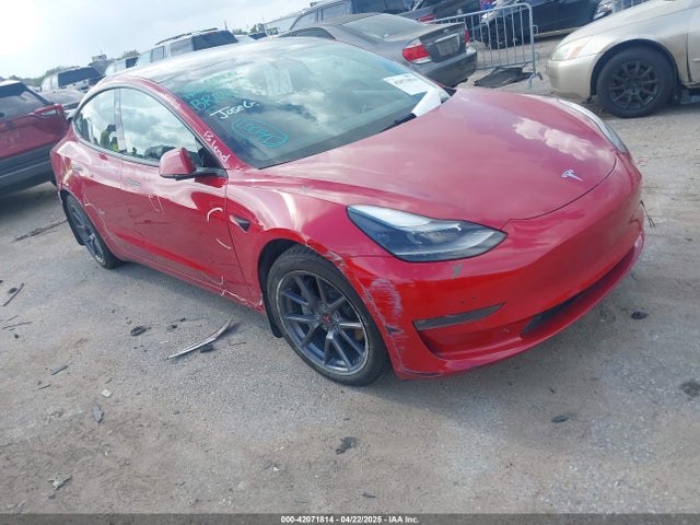 2021 TESLA MODEL 3 5YJ3E1EB6MF085836 Photo 0