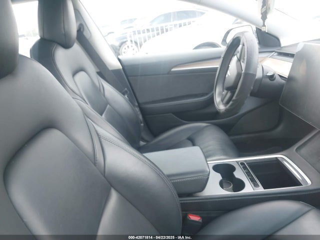 2021 TESLA MODEL 3 5YJ3E1EB6MF085836 Photo 4