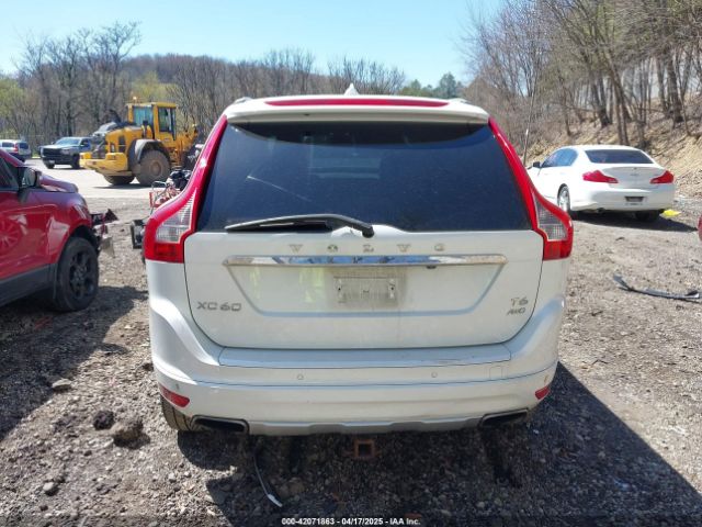 YV4902DZ8E2545061 Volvo Xc60 T6 R-design Platinum