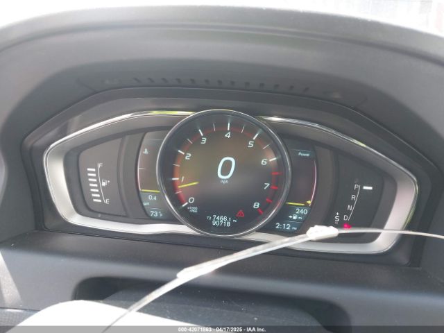 YV4902DZ8E2545061 Volvo Xc60 T6 R-design Platinum