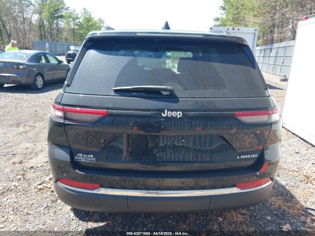 1C4RJHAGXRC252560 Jeep Grand Cherokee Laredo X 4x4