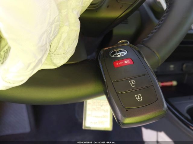 JTDACAAU9R3028037 Toyota Prius Le