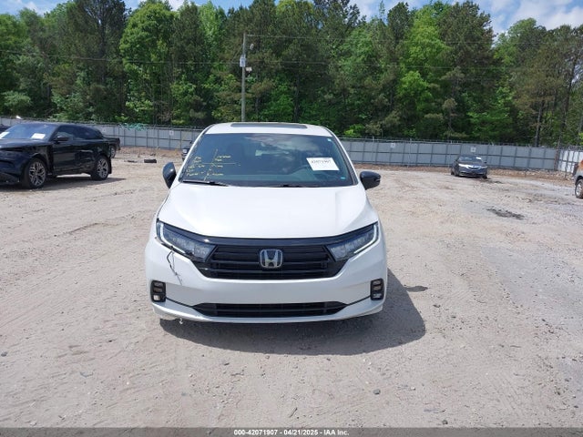 5FNRL6H78RB064563 Honda Odyssey Sport