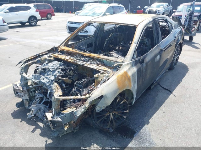 4T1G11AK6LU909869 Toyota CAMRY SE