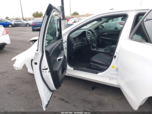4T1BF1FK0FU094206 Toyota CAMRY SE