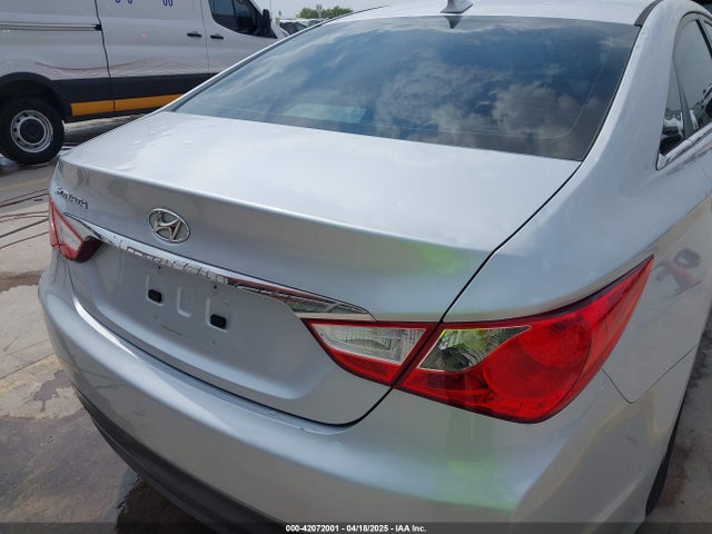 5NPEB4ACXEH835694 Hyundai SONATA GLS