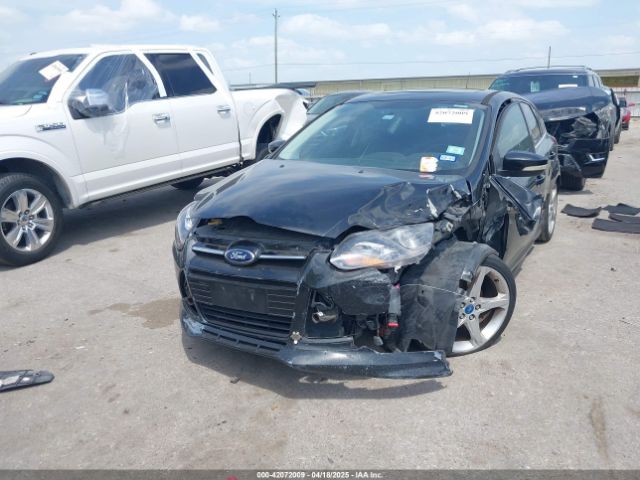 1FADP3N22EL117700 Ford Focus Titanium