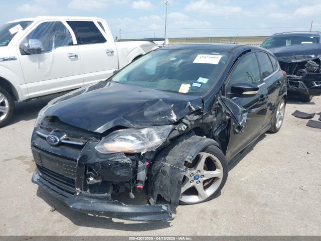 1FADP3N22EL117700 Ford Focus Titanium