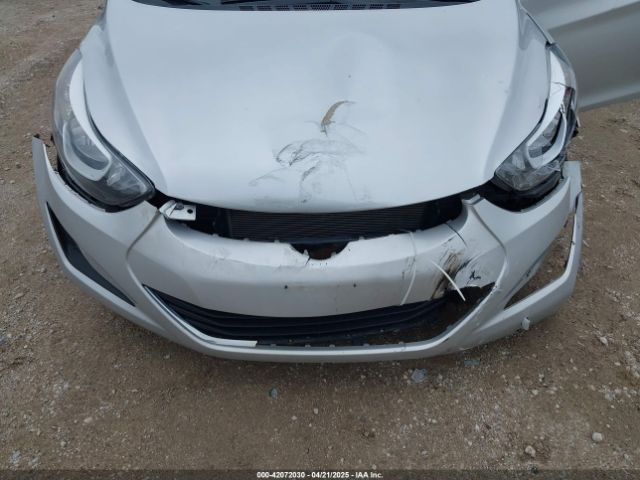 5NPDH4AEXFH640692 Hyundai ELANTRA SE