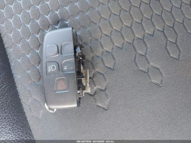 SALCP2RX4JH725925 Land Rover Discovery Sport Se