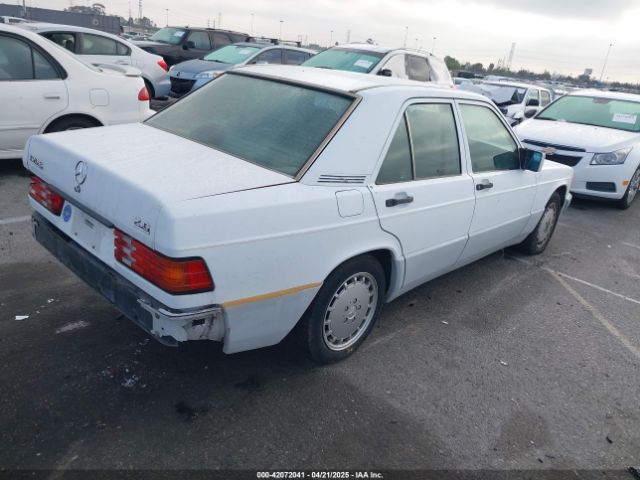 1993 MERCEDES-BENZ 190 WDBDA29D1PG067674 Photo 3