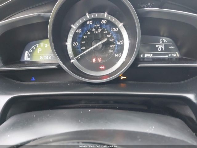 3MYDLBYV4JY302016 Toyota YARIS IA
