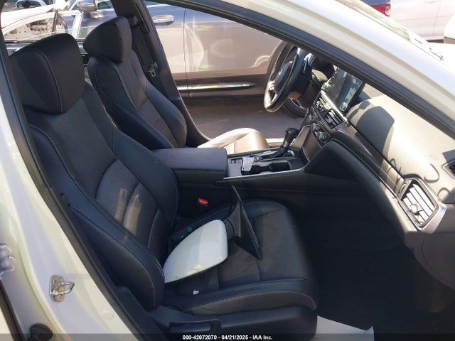 1HGCV1F36KA080909 Honda Accord Sport