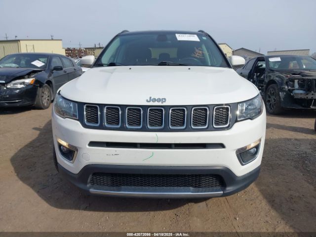 3C4NJDCB2JT402341 Jeep Compass Limited 4x4