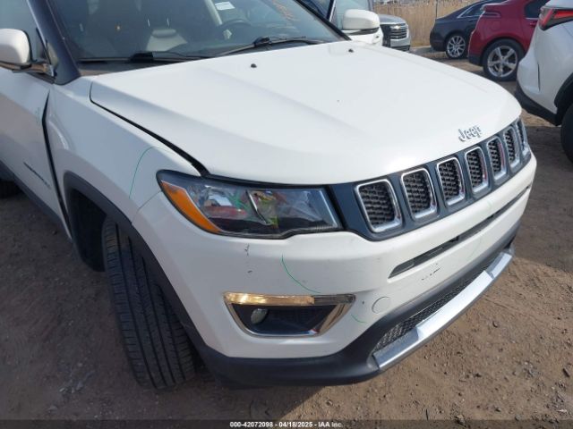 3C4NJDCB2JT402341 Jeep Compass Limited 4x4