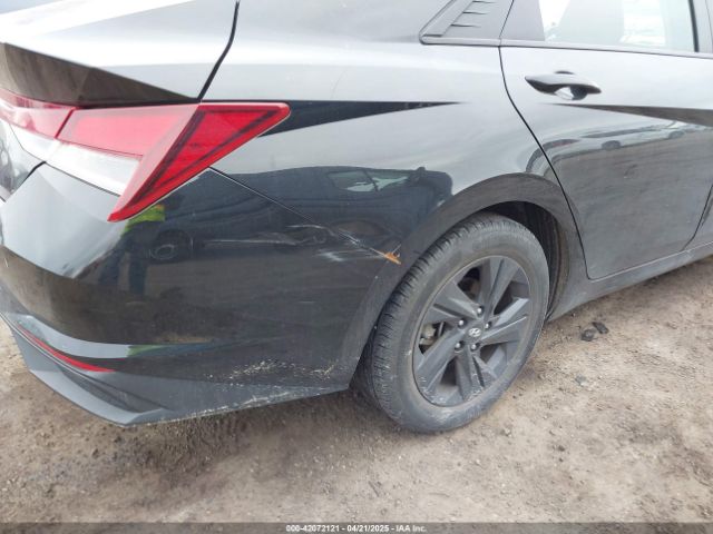 5NPLM4AG4MH047559 Hyundai ELANTRA SEL