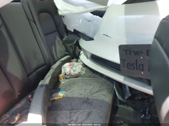 5YJ3E1EA3JF057527 Tesla Model 3 Long Range/mid Range