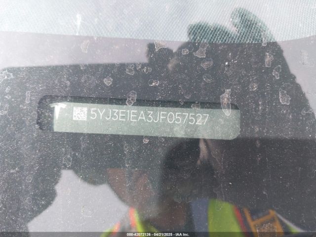 5YJ3E1EA3JF057527 Tesla Model 3 Long Range/mid Range