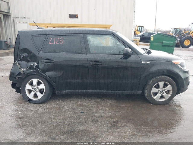 KIA Soul 2019 KNDJN2A28K7698935 Image 14