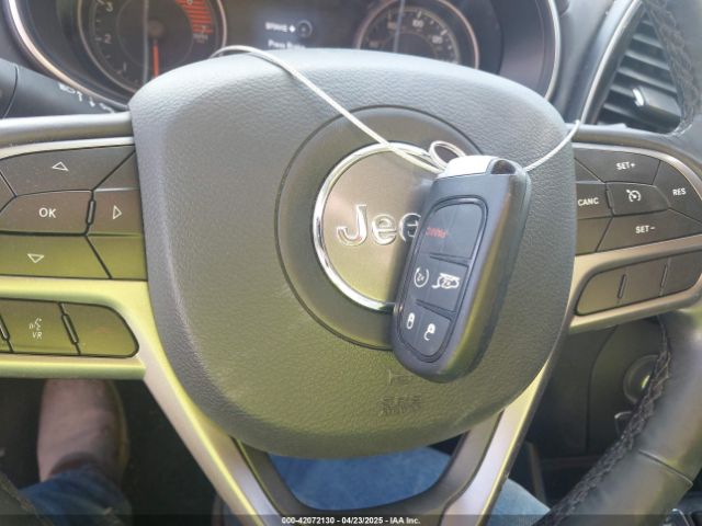 1C4PJMJNXKD490083 Jeep Cherokee Overland 4x4