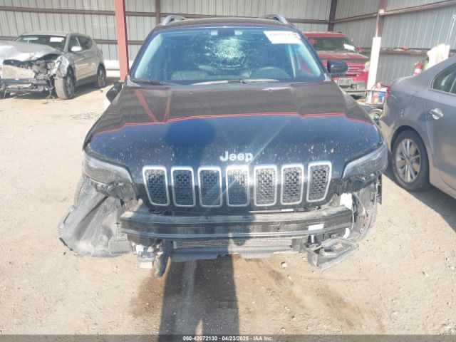 1C4PJMJNXKD490083 Jeep Cherokee Overland 4x4