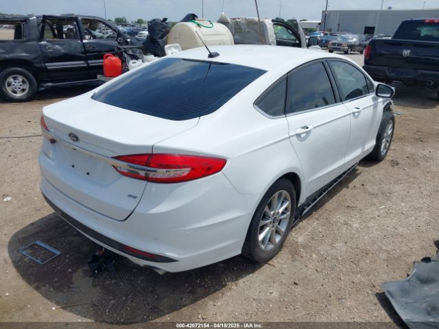 3FA6P0H75HR370403 Ford FUSION SE