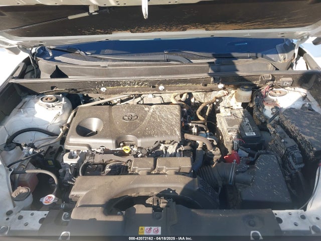 JTMH1RFV2LD051729 Toyota RAV4 LE