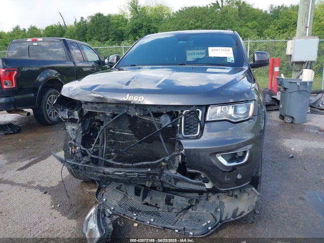 1C4RJEAG3HC887973 Jeep Grand Cherokee Laredo 4x2