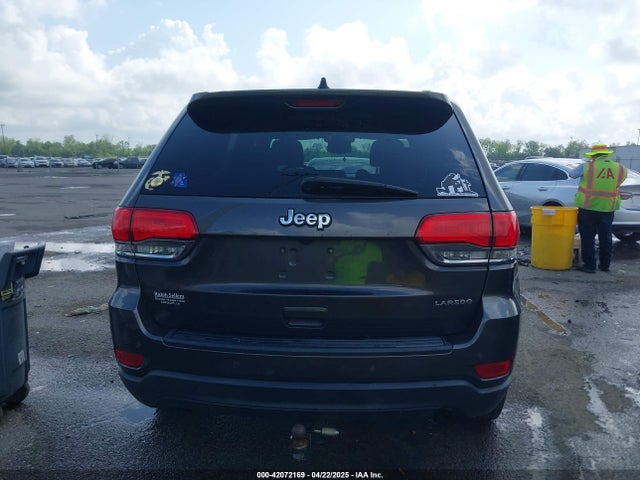 1C4RJEAG3HC887973 Jeep Grand Cherokee Laredo 4x2