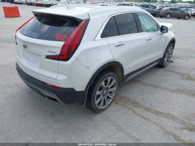 2022 CADILLAC XT4 1GYFZCR44NF144494 Photo 3