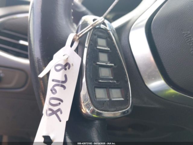 1G1ZD5ST3JF148036 Chevrolet MALIBU LT