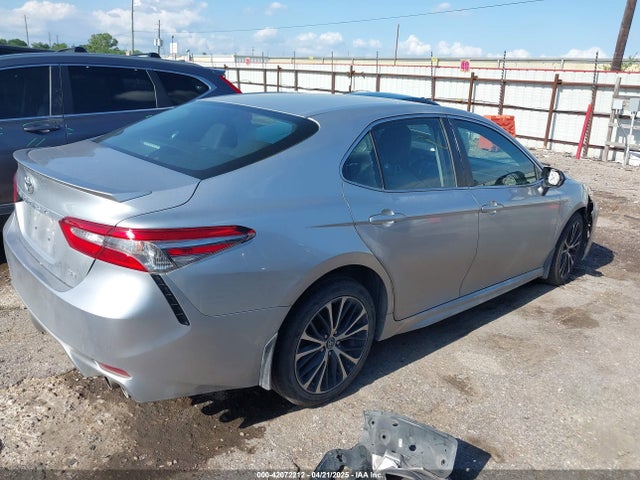 4T1B11HKXJU572684 Toyota CAMRY SE