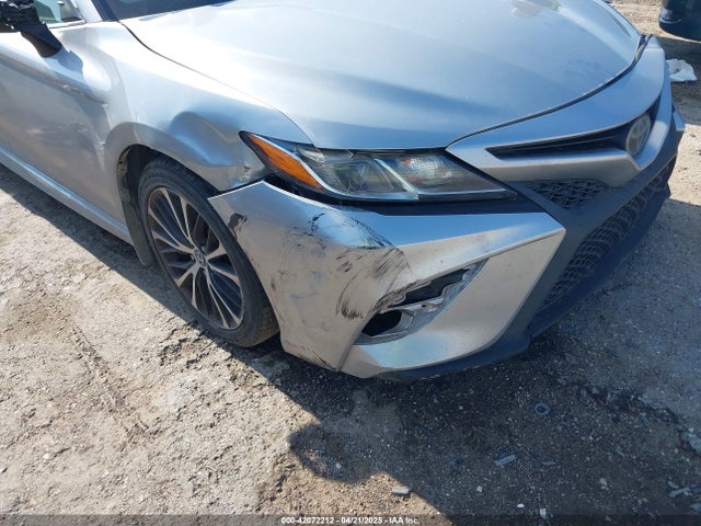 4T1B11HKXJU572684 Toyota CAMRY SE