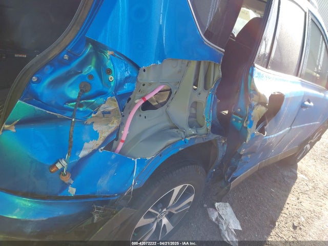 JTMWFREV1JJ736877 Toyota Rav4 Xle