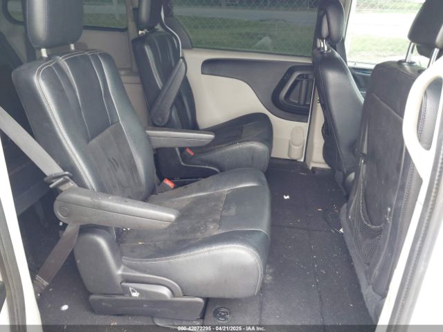 2C4RDGCG9GR276982 Dodge Grand Caravan Sxt
