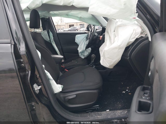 ZACNJBBB8LPM11042 Jeep Renegade Altitude 4x4