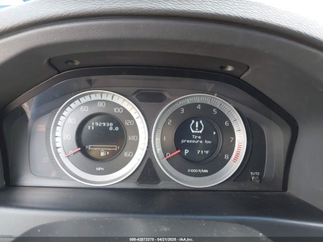 2011 VOLVO XC70 YV4952BLXB1113461 Photo 6